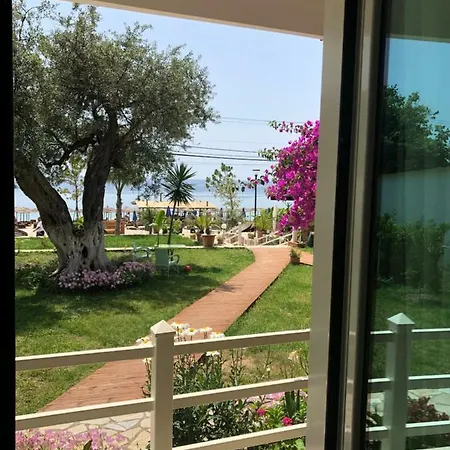 Jon 3* Dhermi