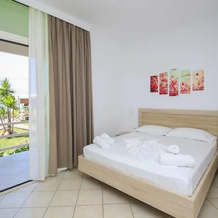 Jon Hotel Dhermi