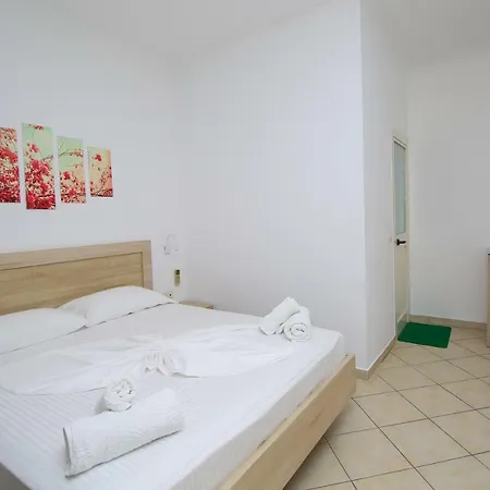 Jon Hotel Dhermi