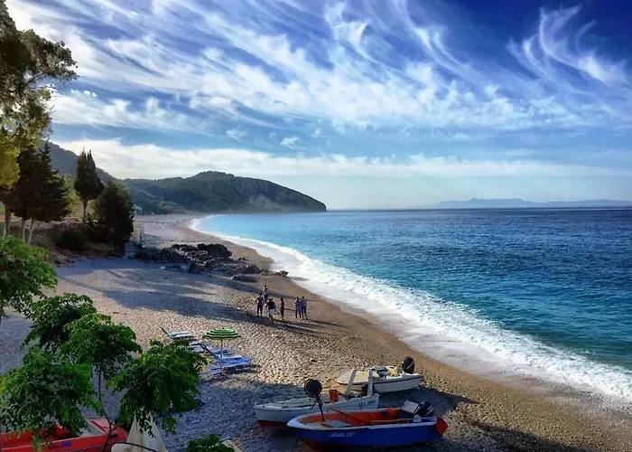 Jon فندق ديرمي