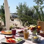 Jon Hotel Dhermi